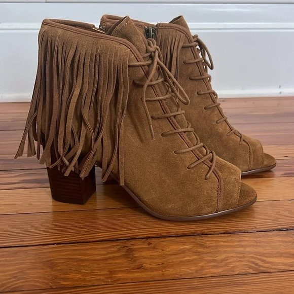 Steve Madden Tan Suede Fringe Heeled Boots - Picture 4 of 12